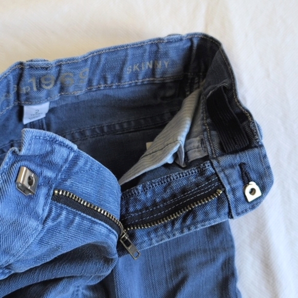 babyGap 1969 skinny fit blue denim jeans 2T toddler boys - Picture 5 of 9